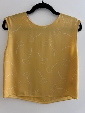 Theory Yellow Ginkgo-Print Crop Sleeve Blouse